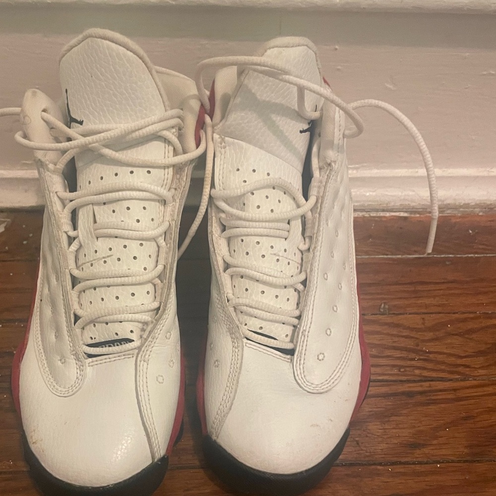 Air Jordan retro 13 size 4y